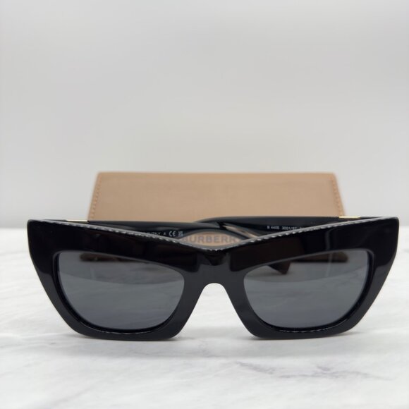 Burberry BE4405 300187 Sunglasses Black Frame Dark Grey Lens 51mm - Picture 1 of 12
